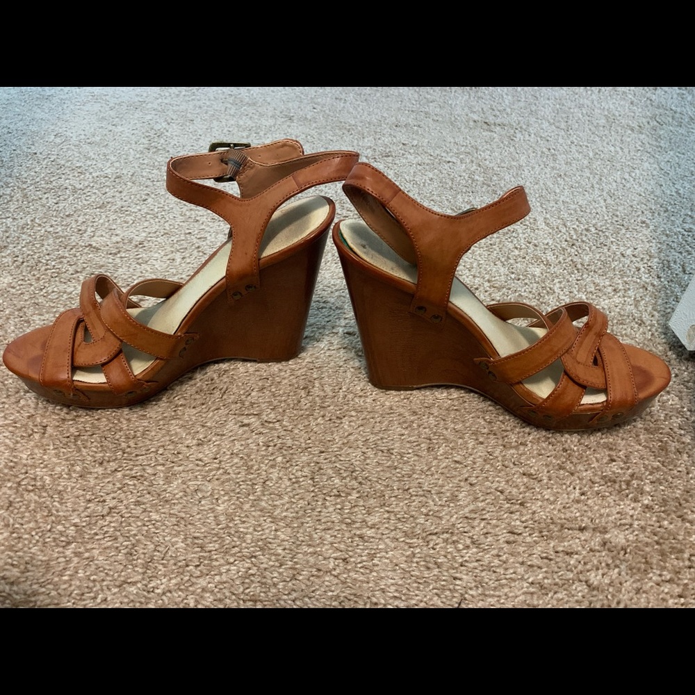 Sam Edelman wedges - Picture 2 of 4
